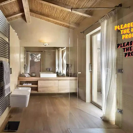 Luxury & Poool * Capri